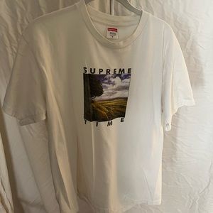 supreme tee